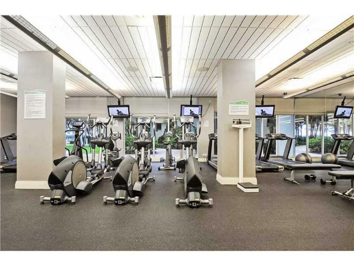 Miami Hollywood Condo For 4 People 001-21Vic المظهر الخارجي الصورة